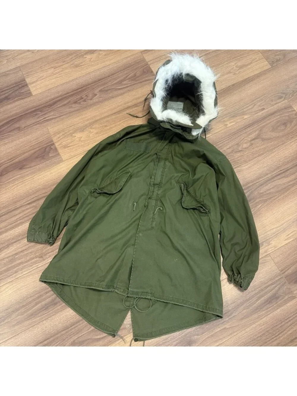 Vintage OG-107 Fish Tail Parka Jacket Mens Medium M Extreme Cold Fur Hood
